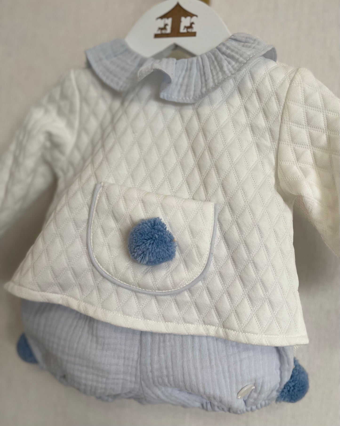 Conjunto Pompon Celeste