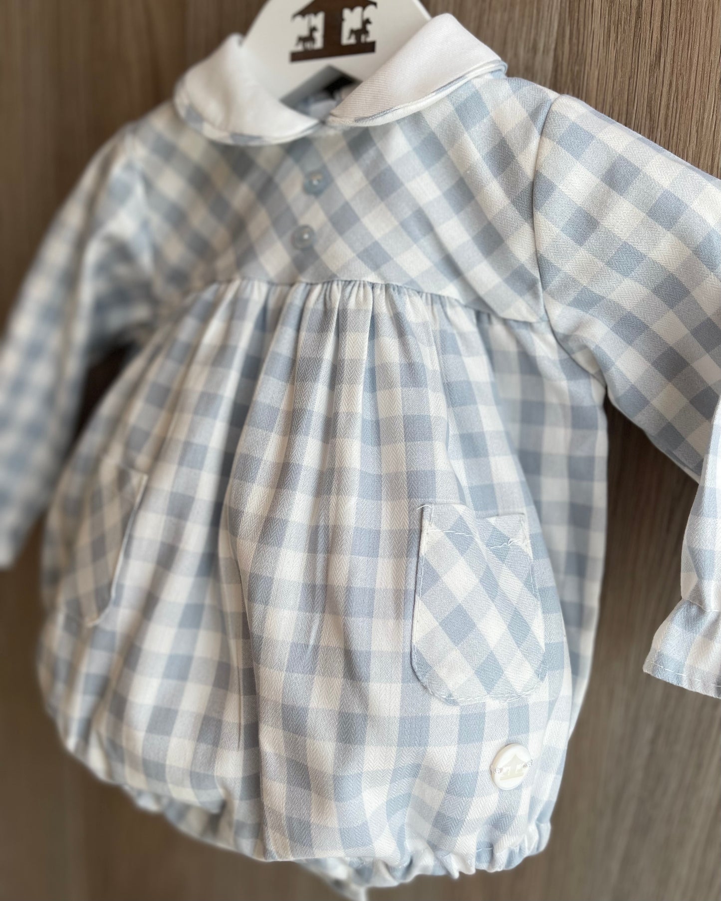 Ranita Cuadros Celeste