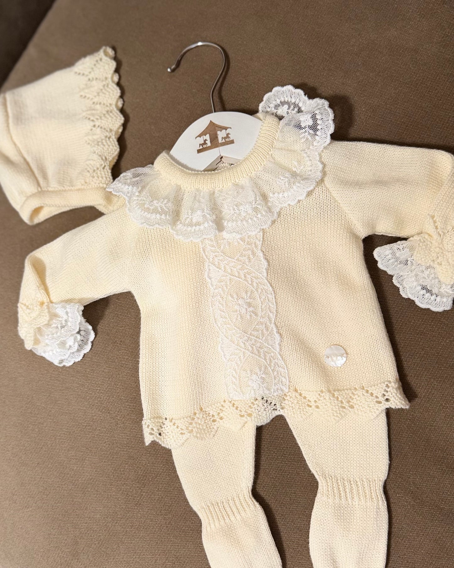 Conjunto Crema
