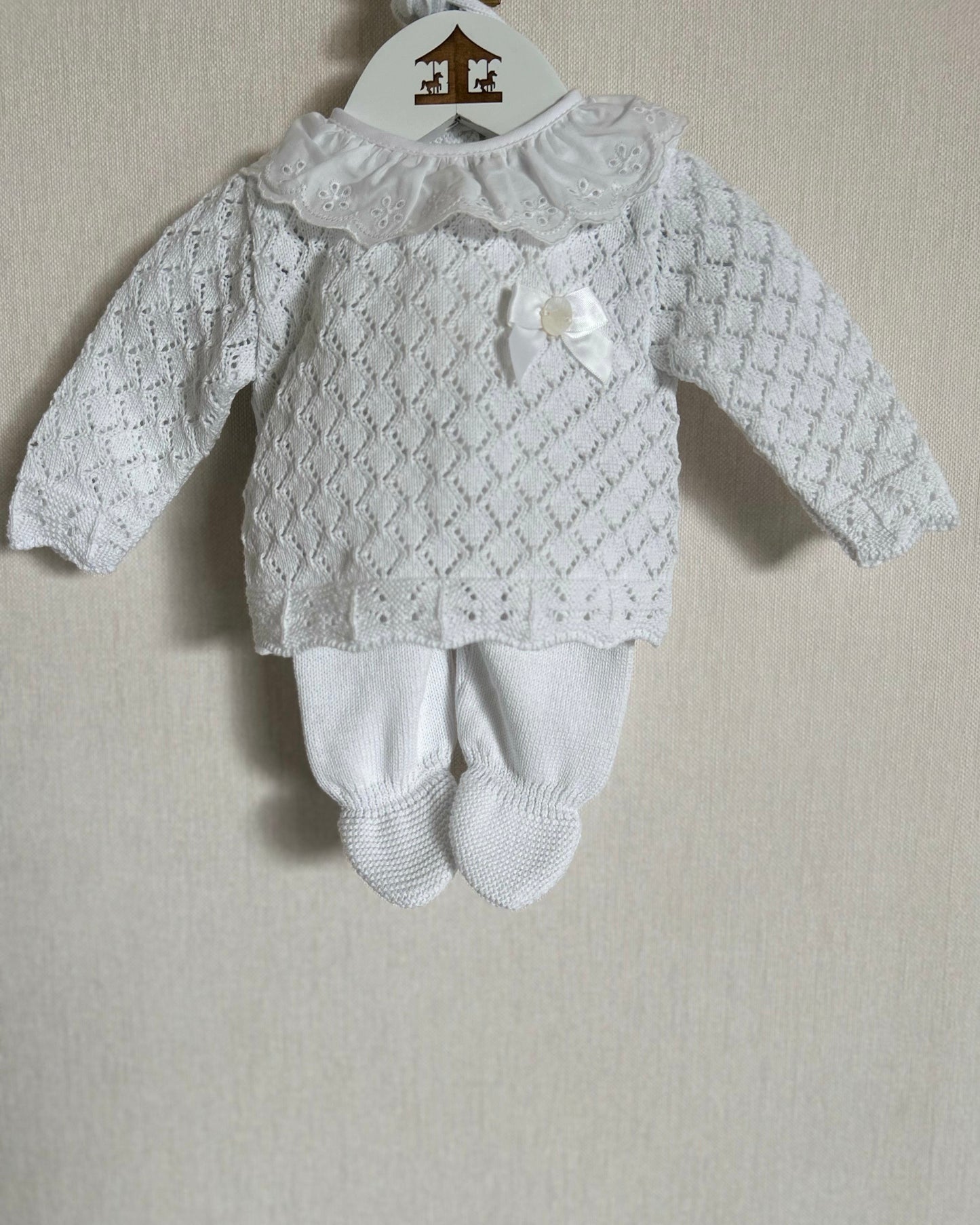 Conjunto White