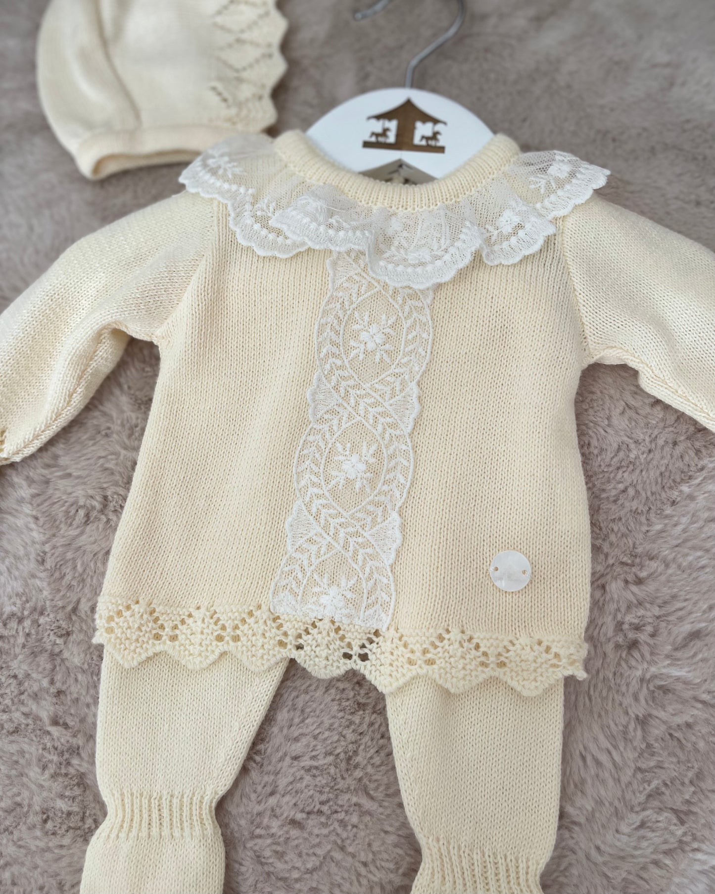 Conjunto Crema