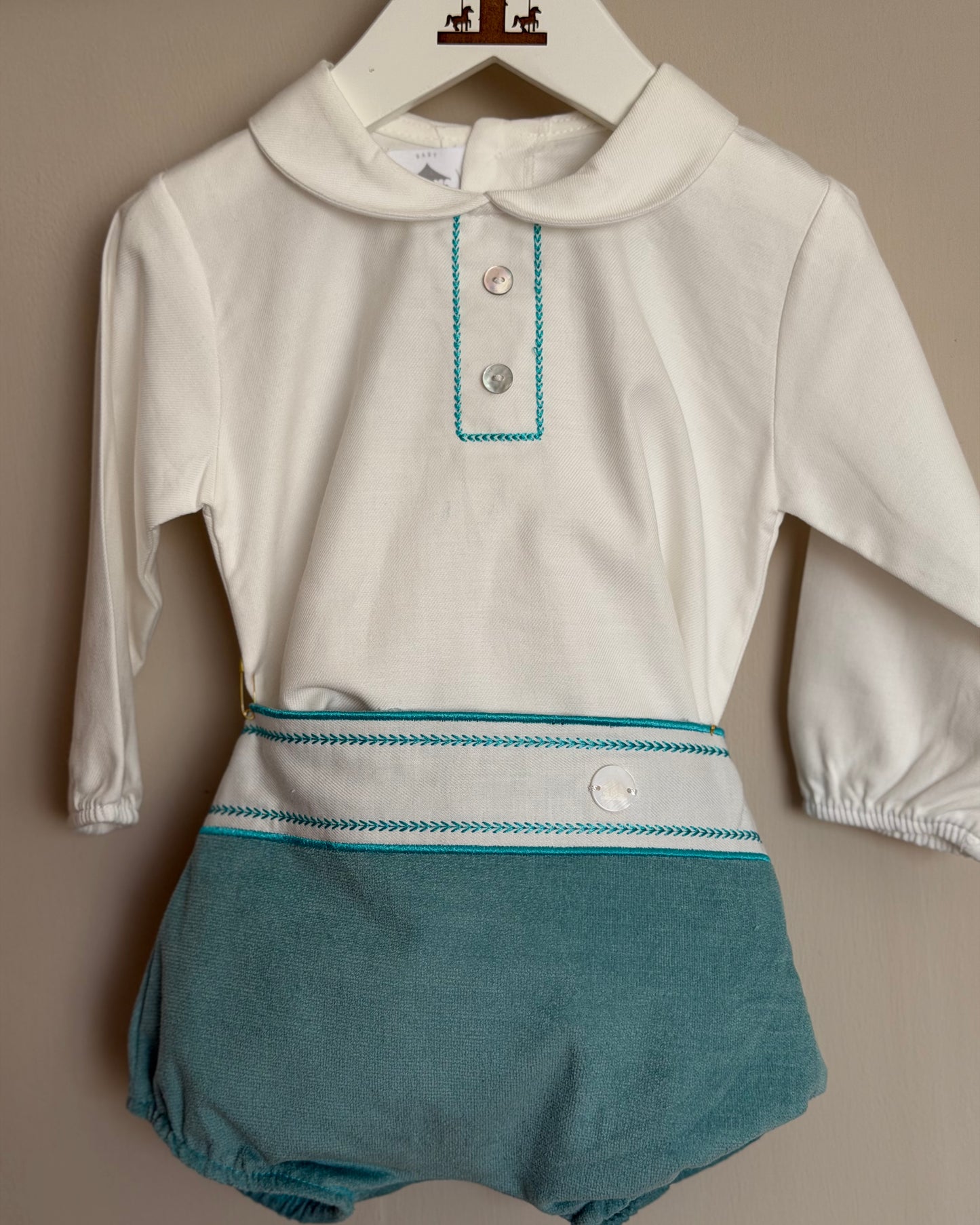 Conjunto Menta Niño