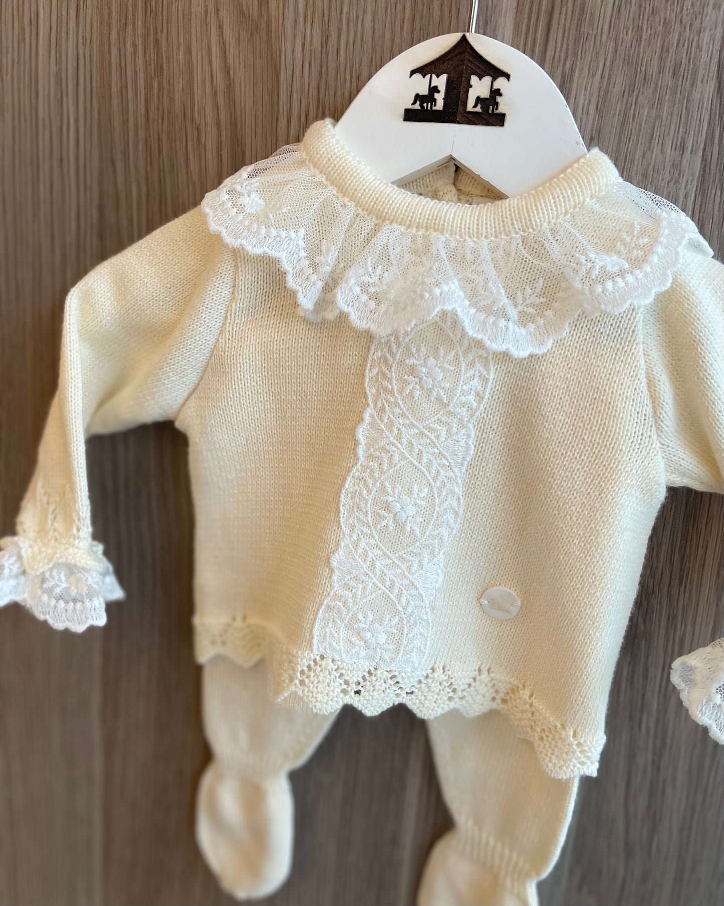 Conjunto Crema