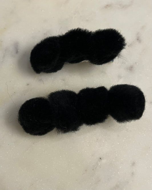 Clip Pompon Negro